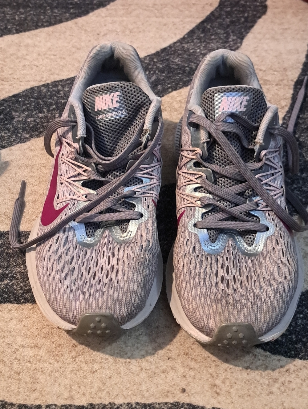 Nike